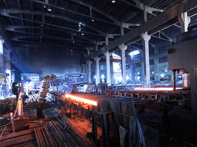 What is the Difference Between Hot Rolled and Cold Rolled Steel? A Tenjan Guide