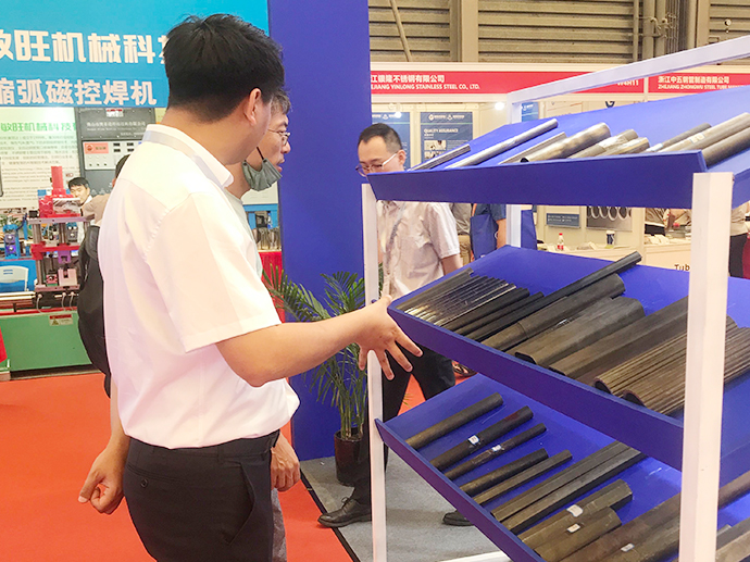 Interpretation of seamless steel pipe cracking and warping problems of the deep-seated reasons